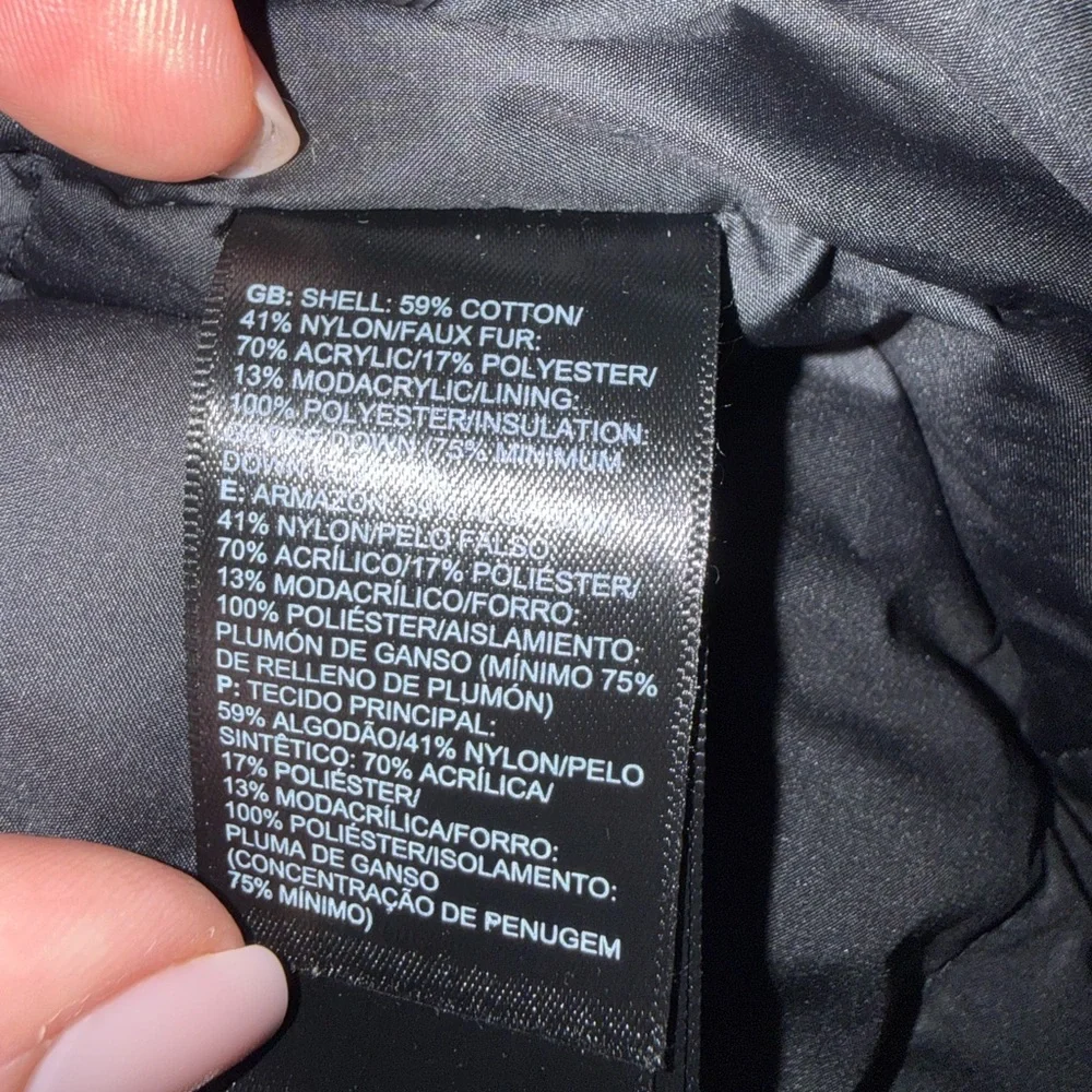 The North Face | Arctic Parka in Black Large - Picture 11 of 11